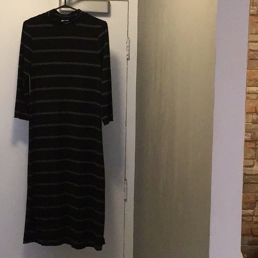 Max Studio Elegant Dress.